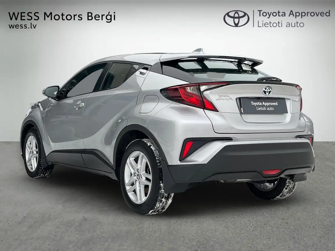 TOYOTA C-HR
