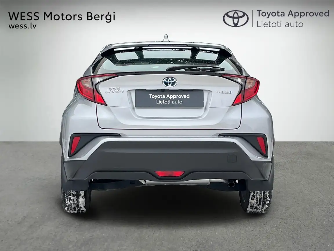 TOYOTA C-HR