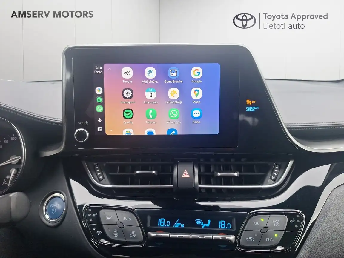 TOYOTA C-HR