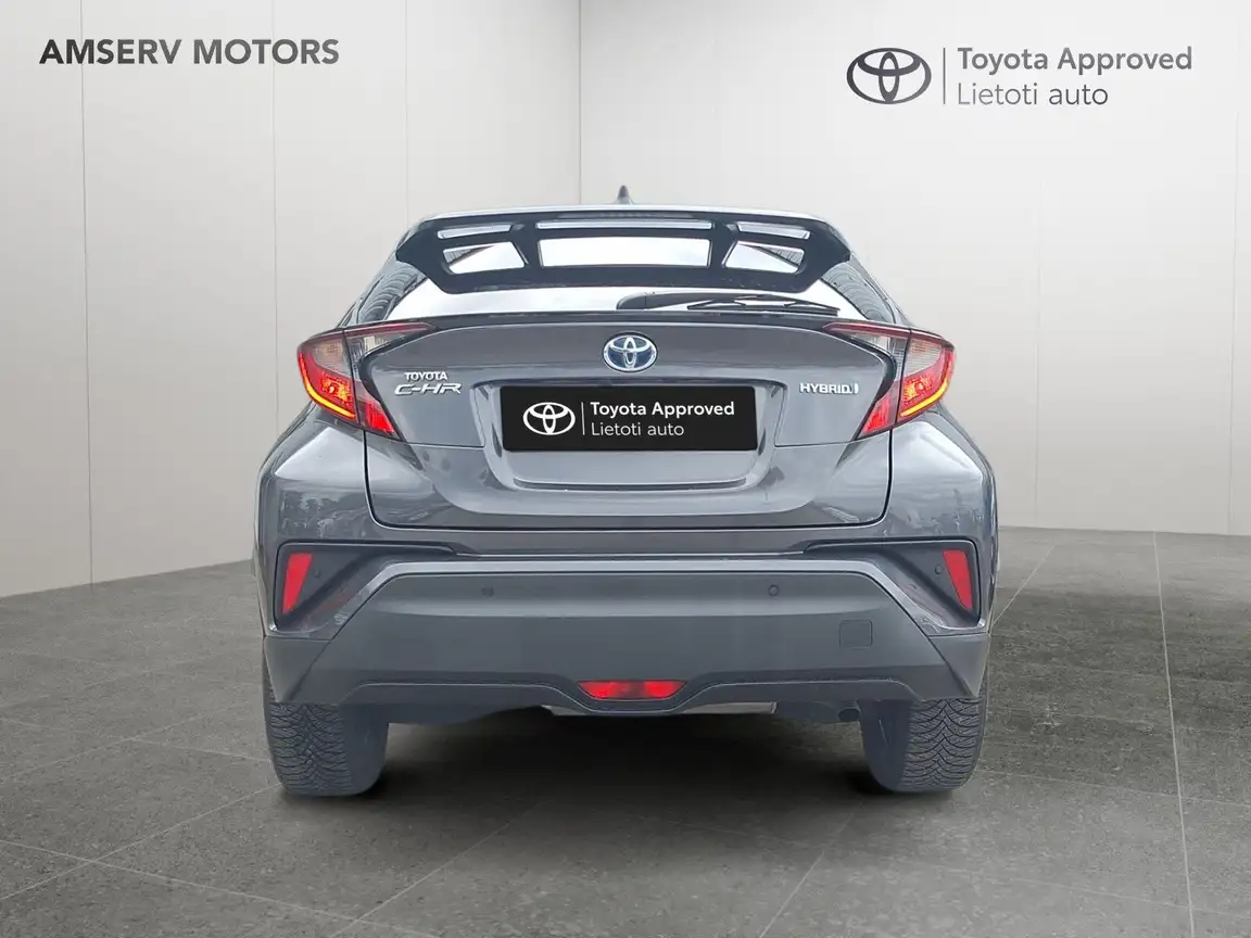 TOYOTA C-HR