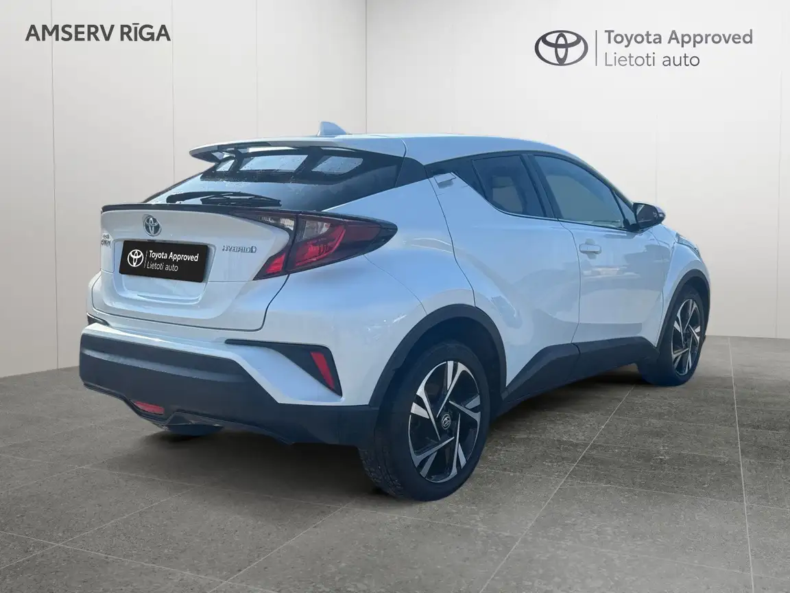 TOYOTA C-HR