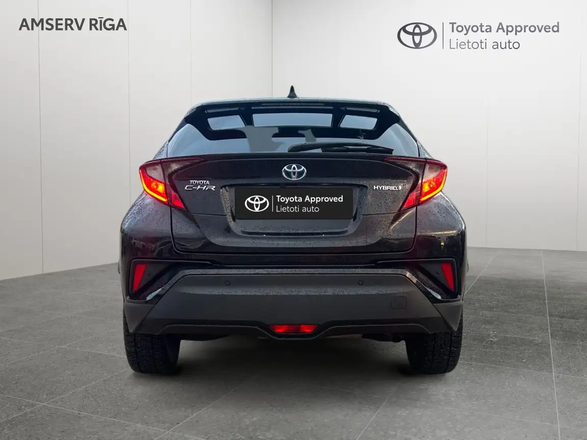 TOYOTA C-HR