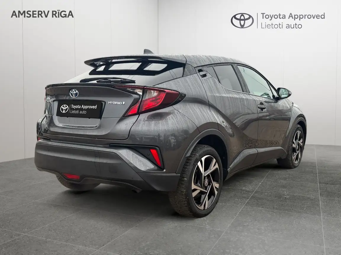 TOYOTA C-HR