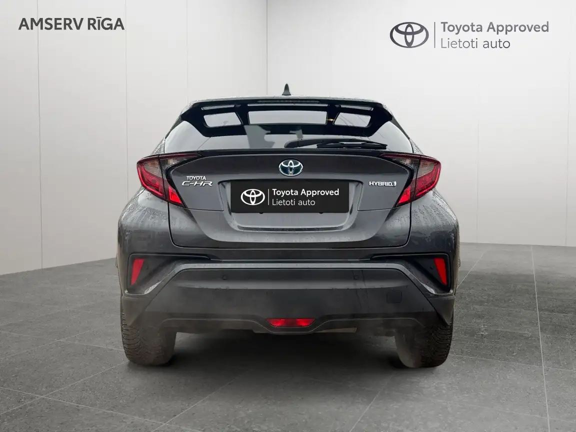 TOYOTA C-HR