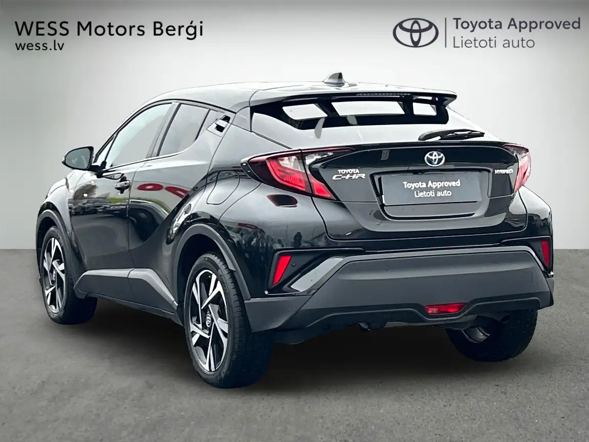 TOYOTA C-HR
