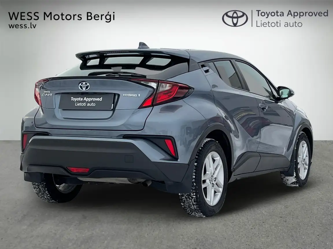 TOYOTA C-HR