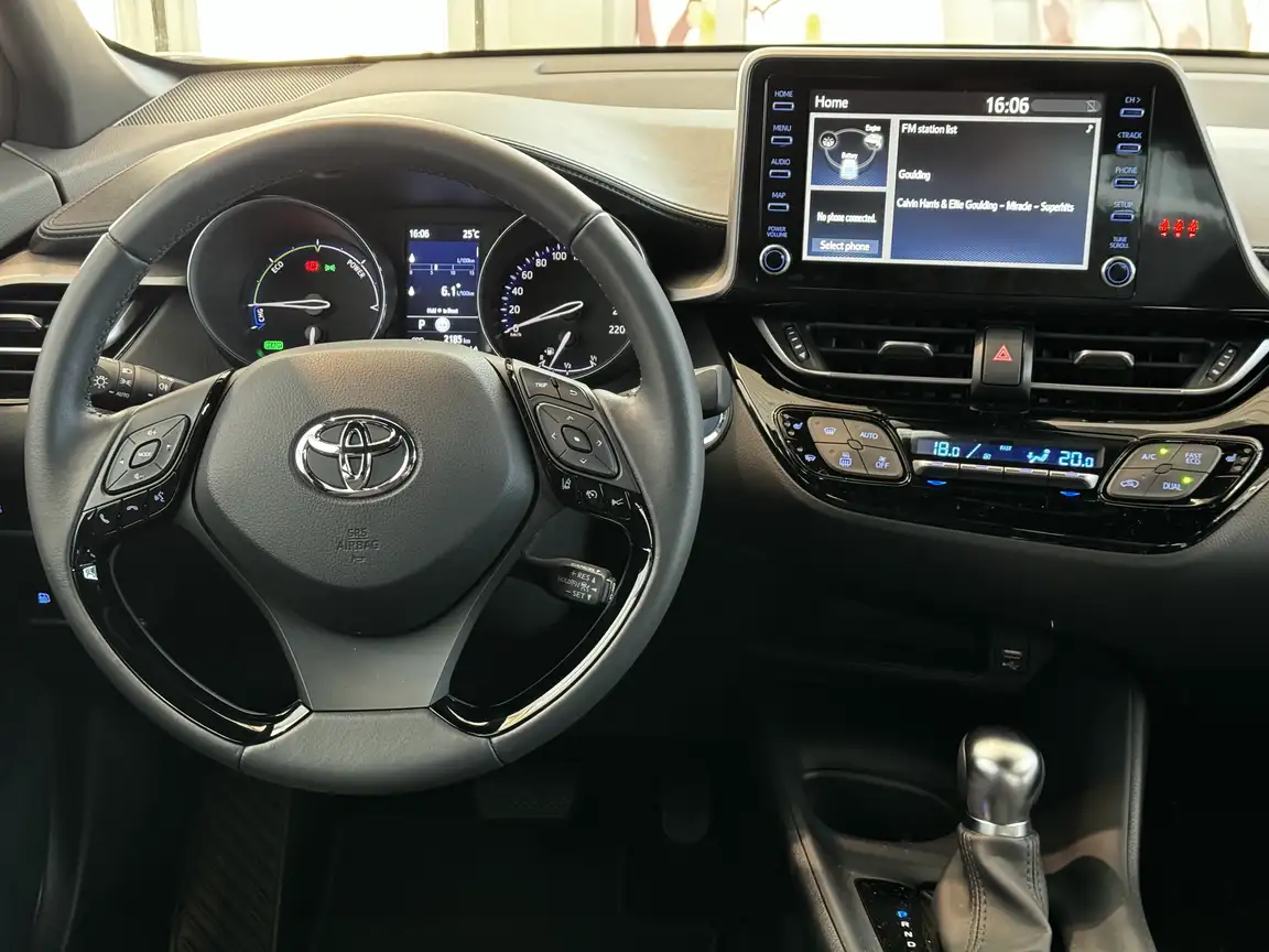 TOYOTA C-HR