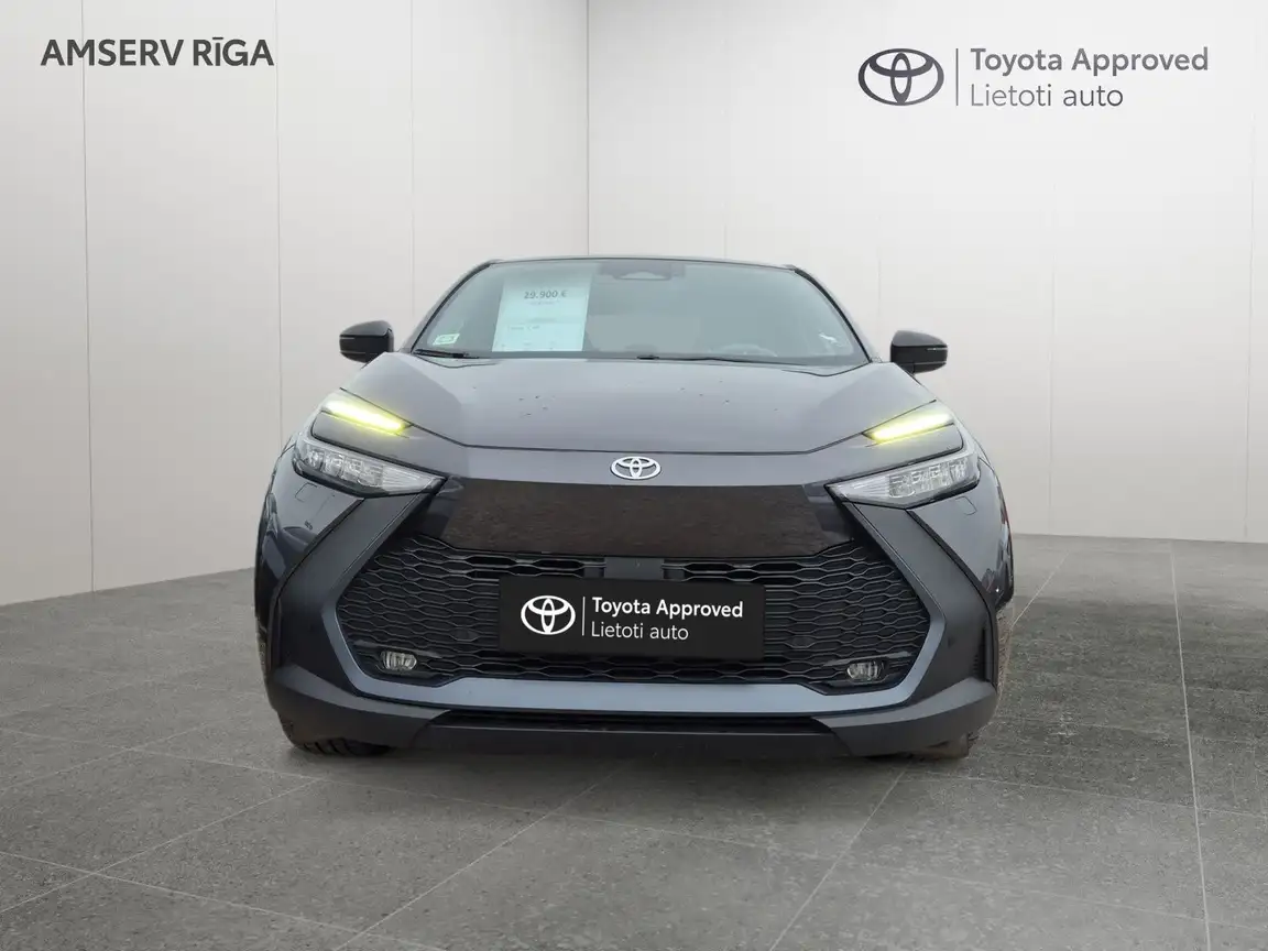 TOYOTA C-HR