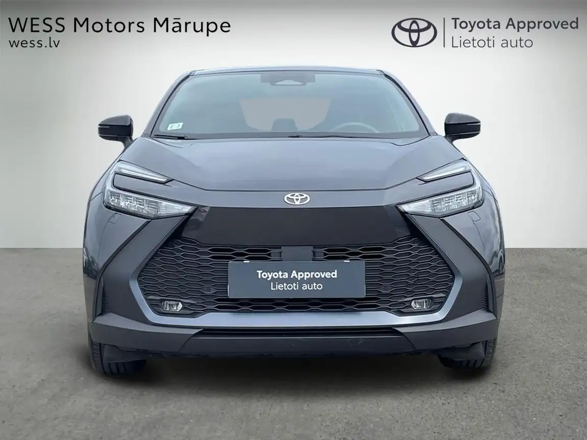 TOYOTA C-HR