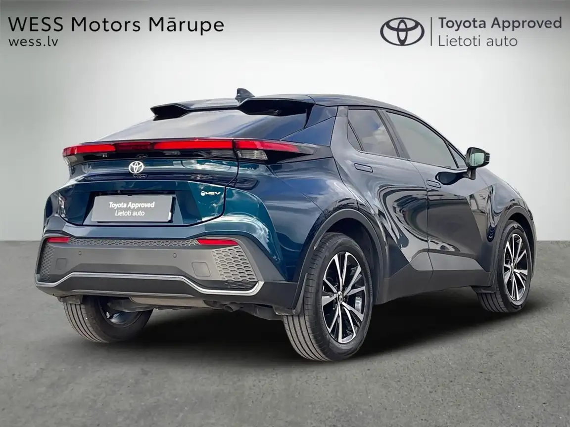 TOYOTA C-HR