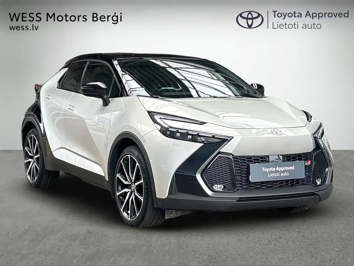 TOYOTA C-HR