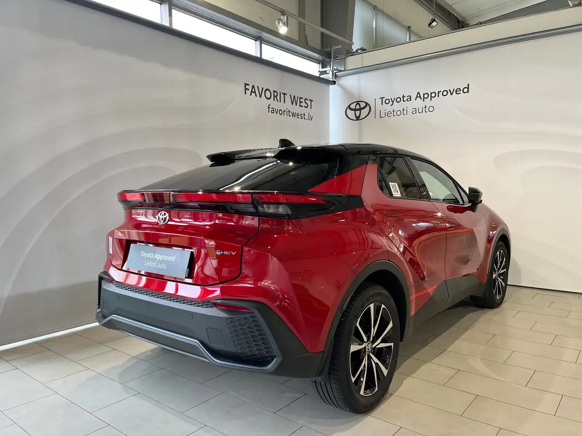 TOYOTA C-HR
