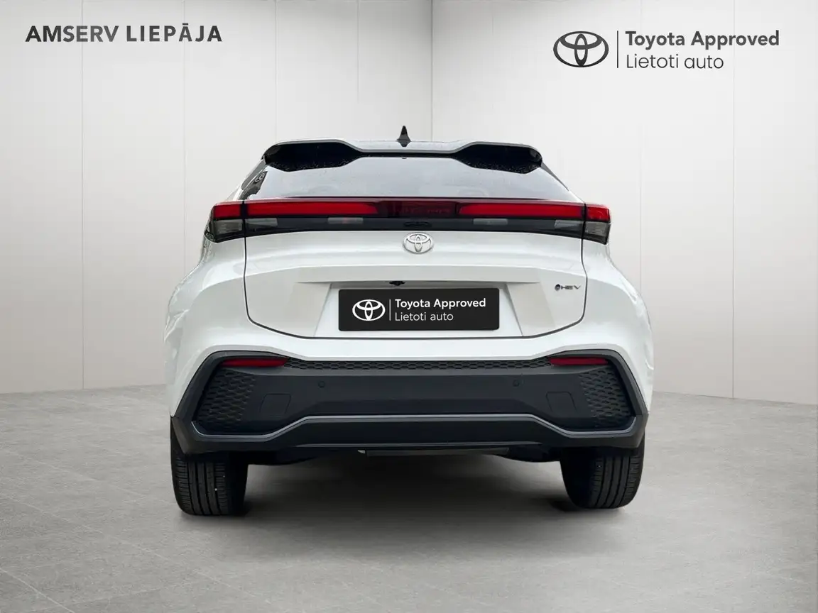 TOYOTA C-HR