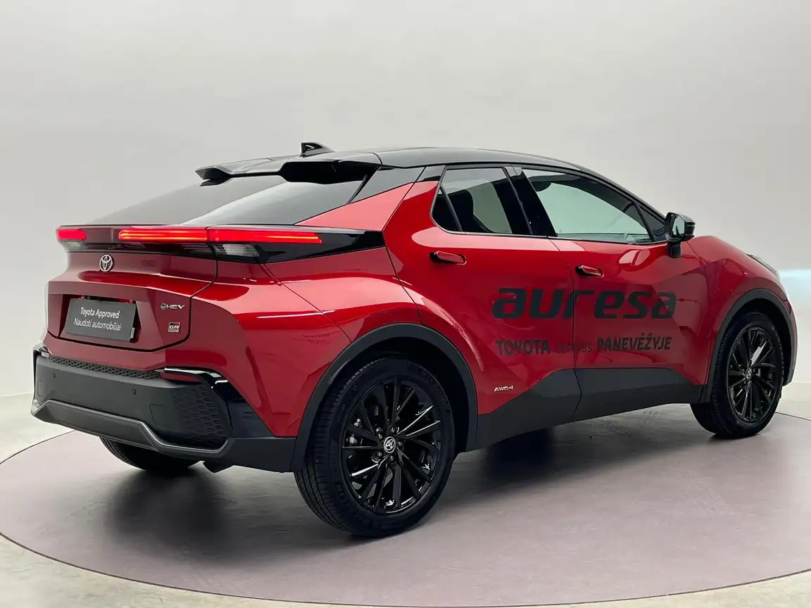 TOYOTA C-HR