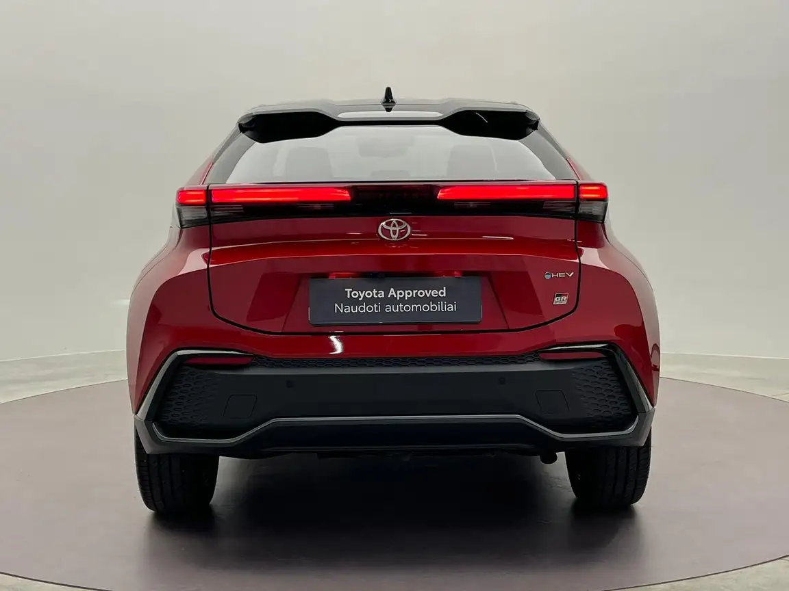 TOYOTA C-HR
