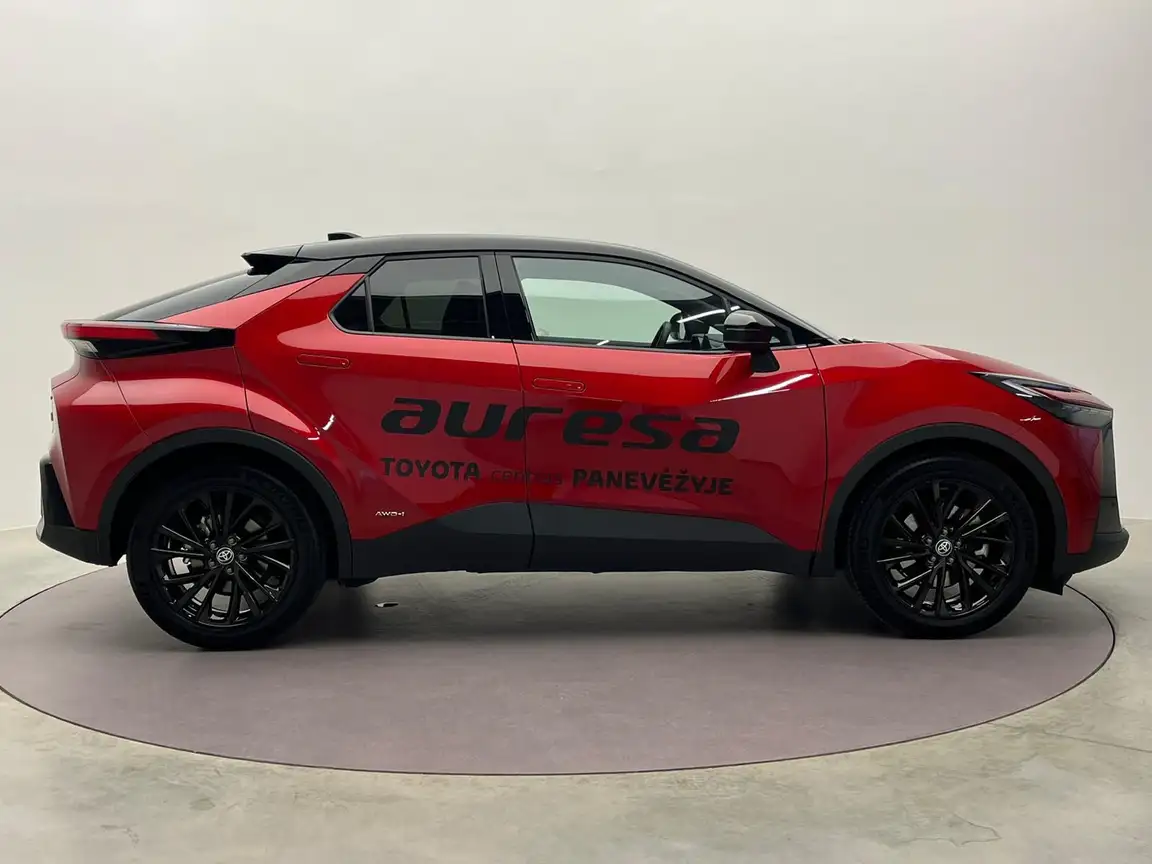 TOYOTA C-HR