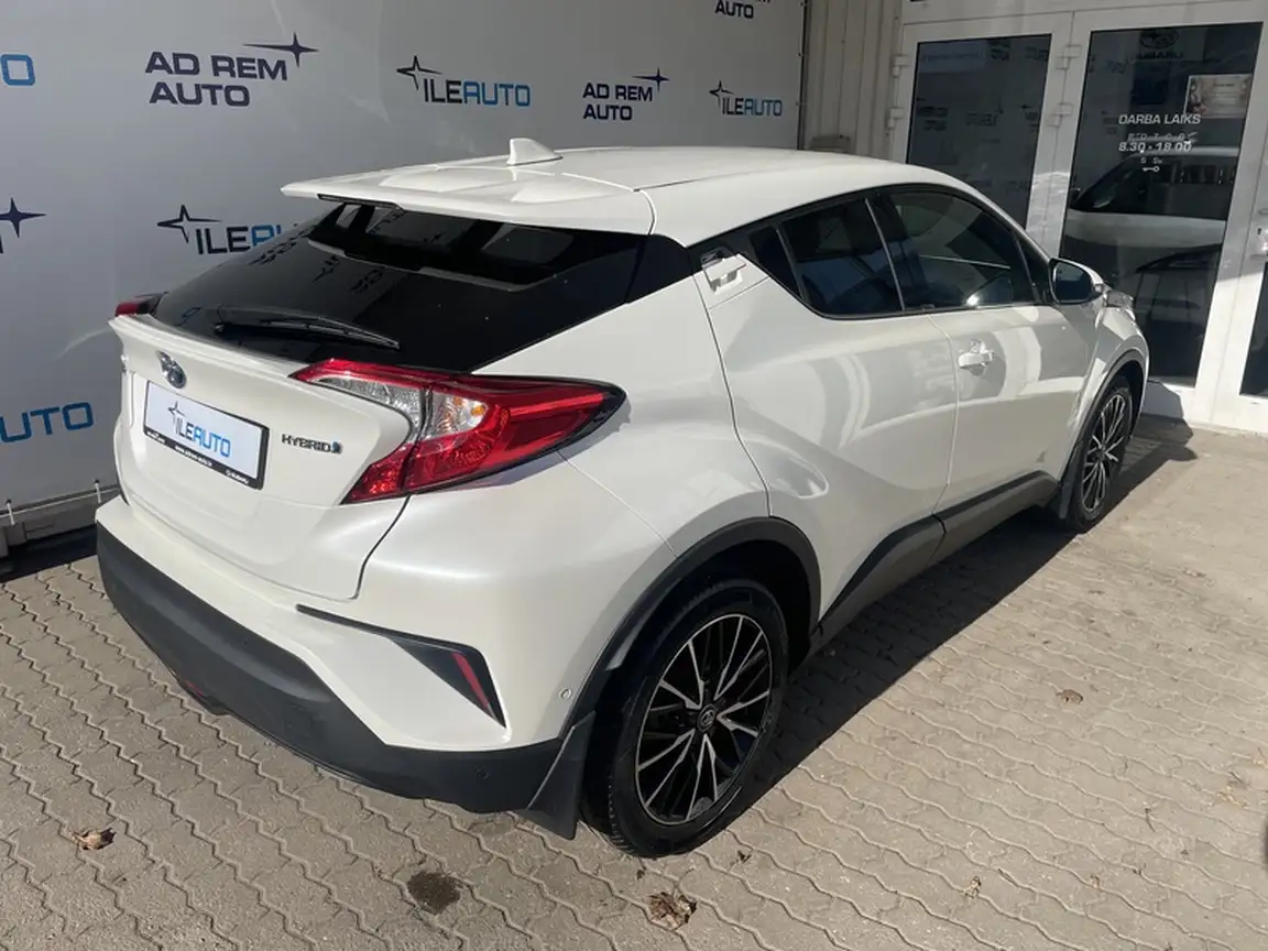 TOYOTA C-HR