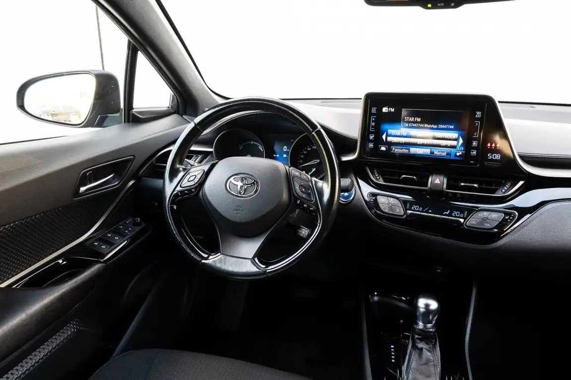 TOYOTA C-HR