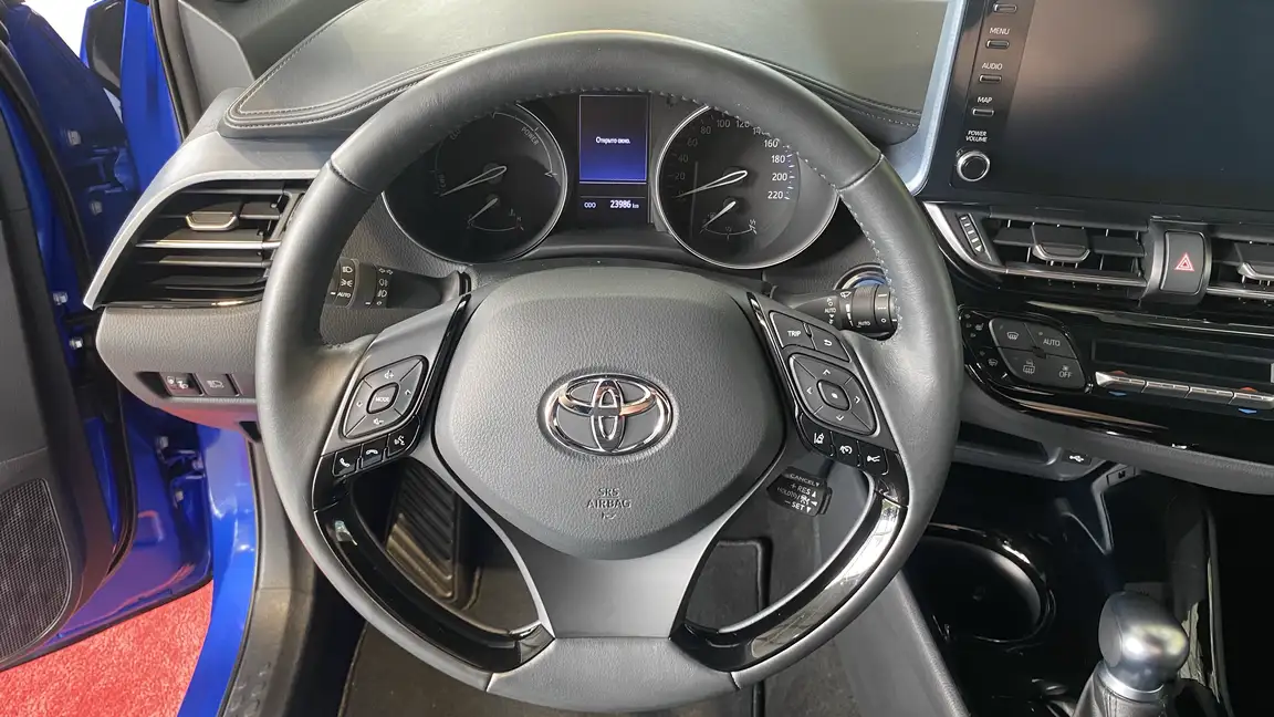 TOYOTA C-HR