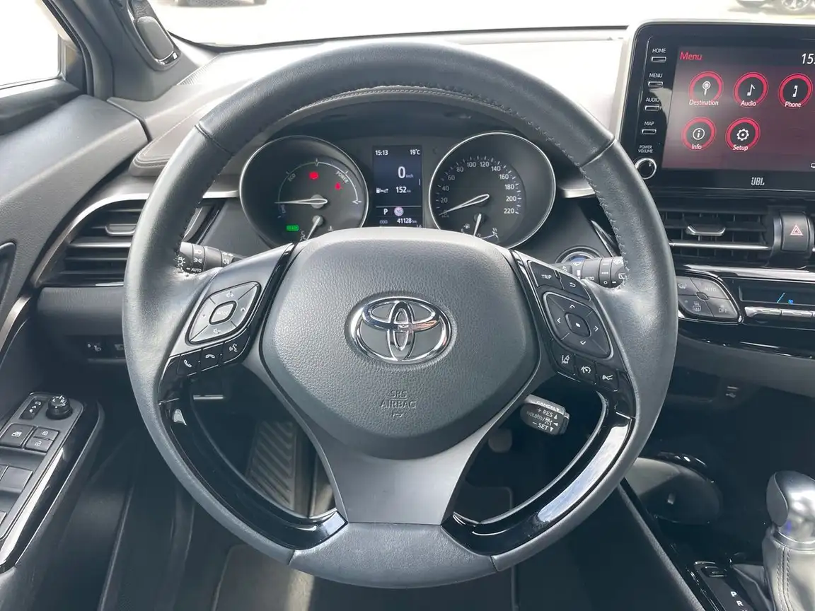 TOYOTA C-HR