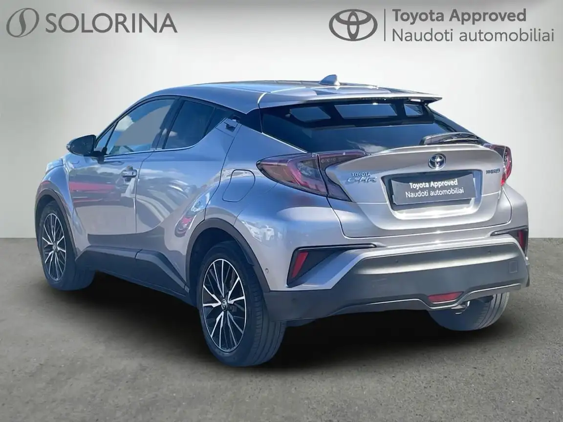 TOYOTA C-HR