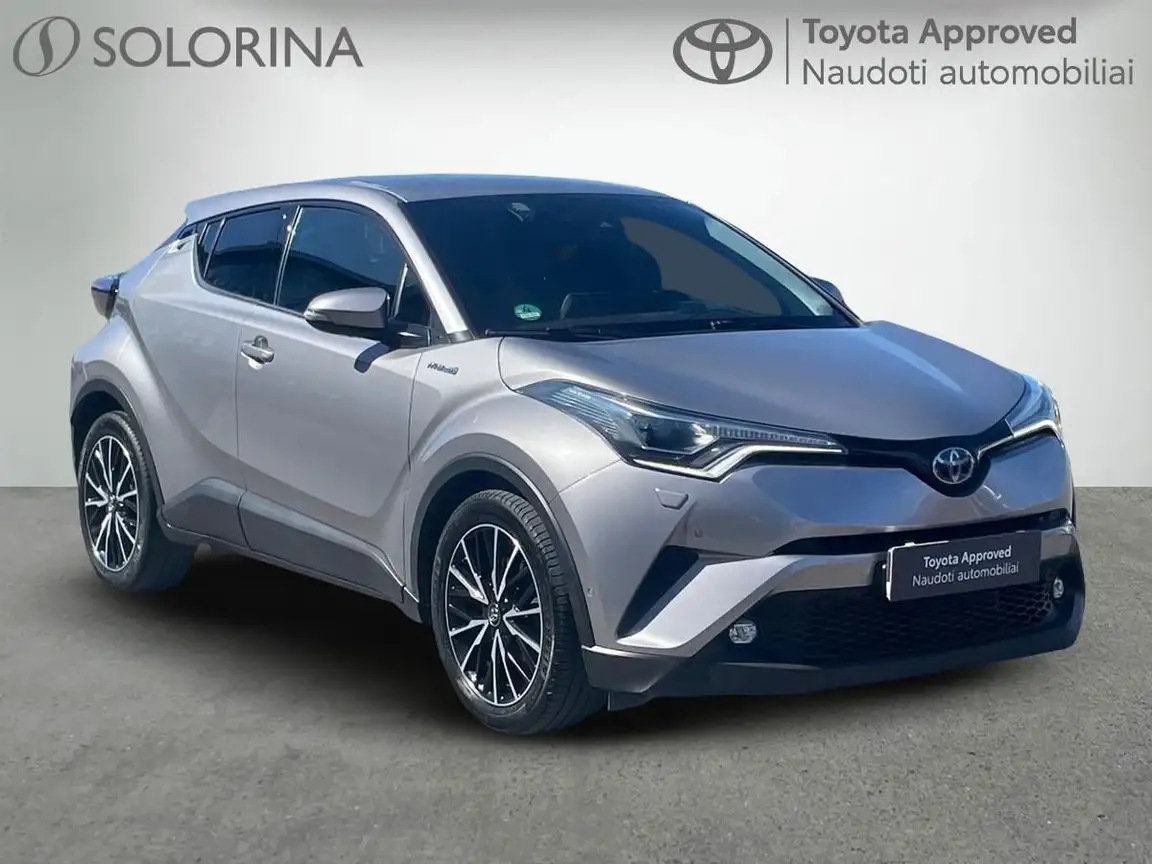 TOYOTA C-HR