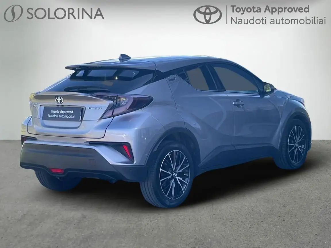 TOYOTA C-HR