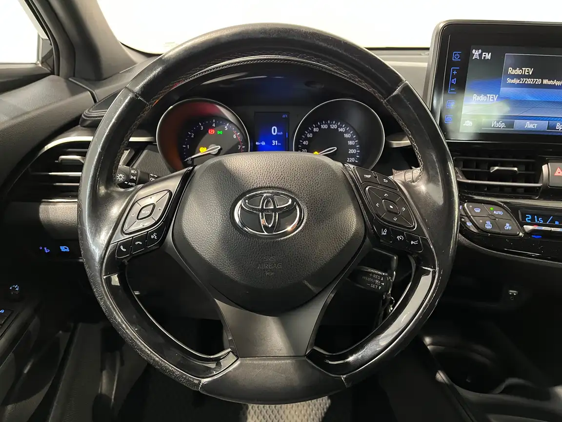TOYOTA C-HR
