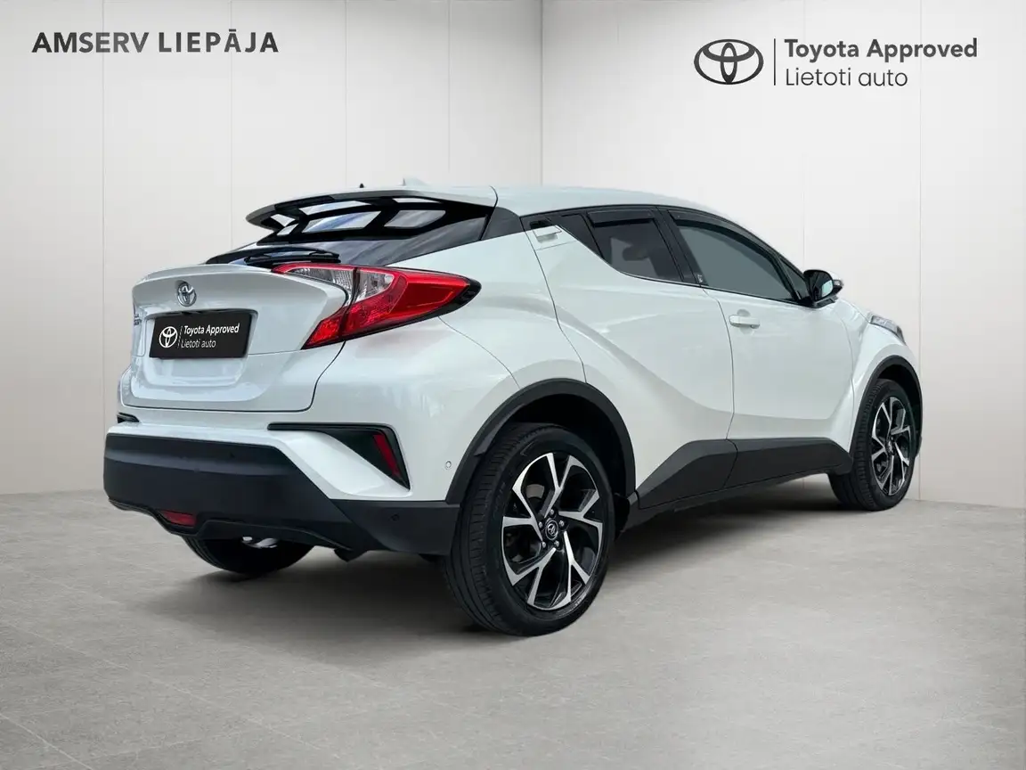 TOYOTA C-HR