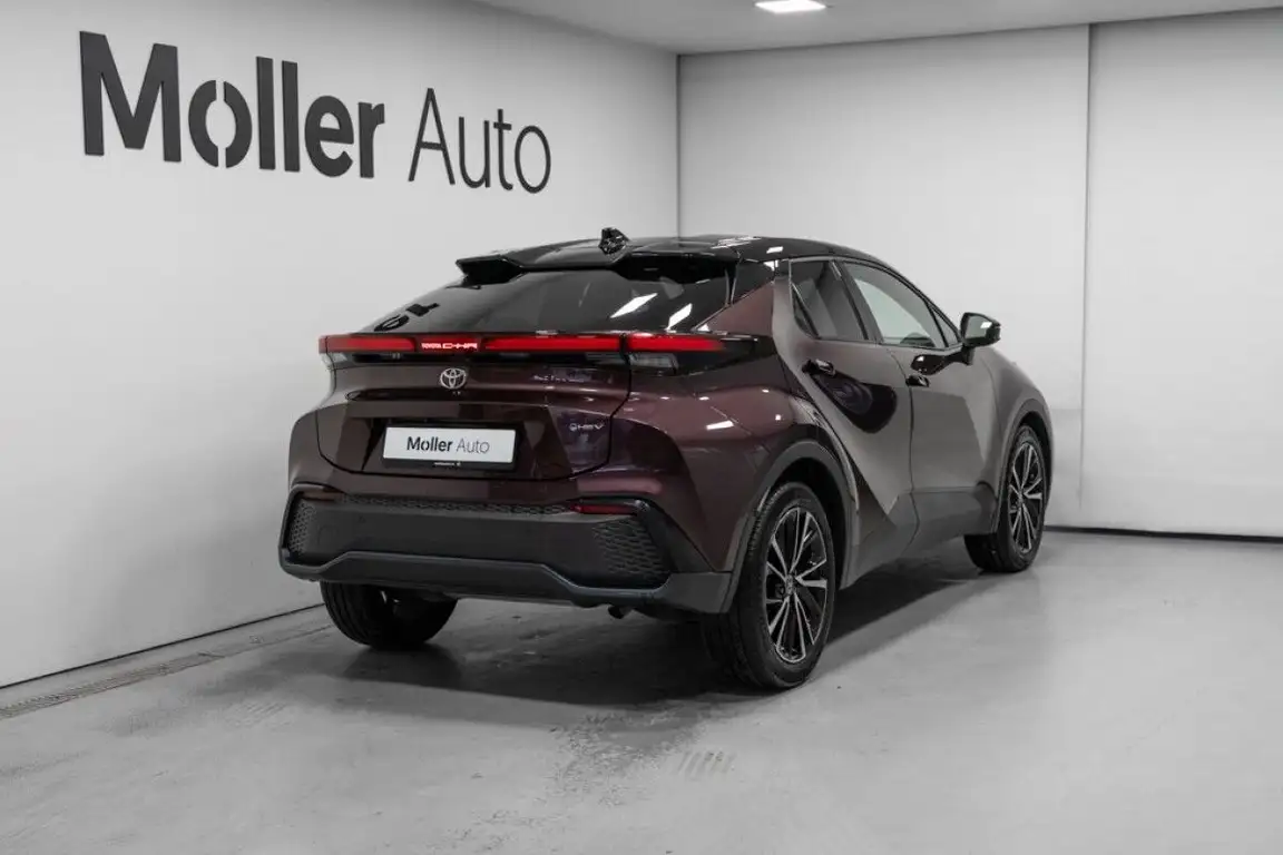 TOYOTA C-HR