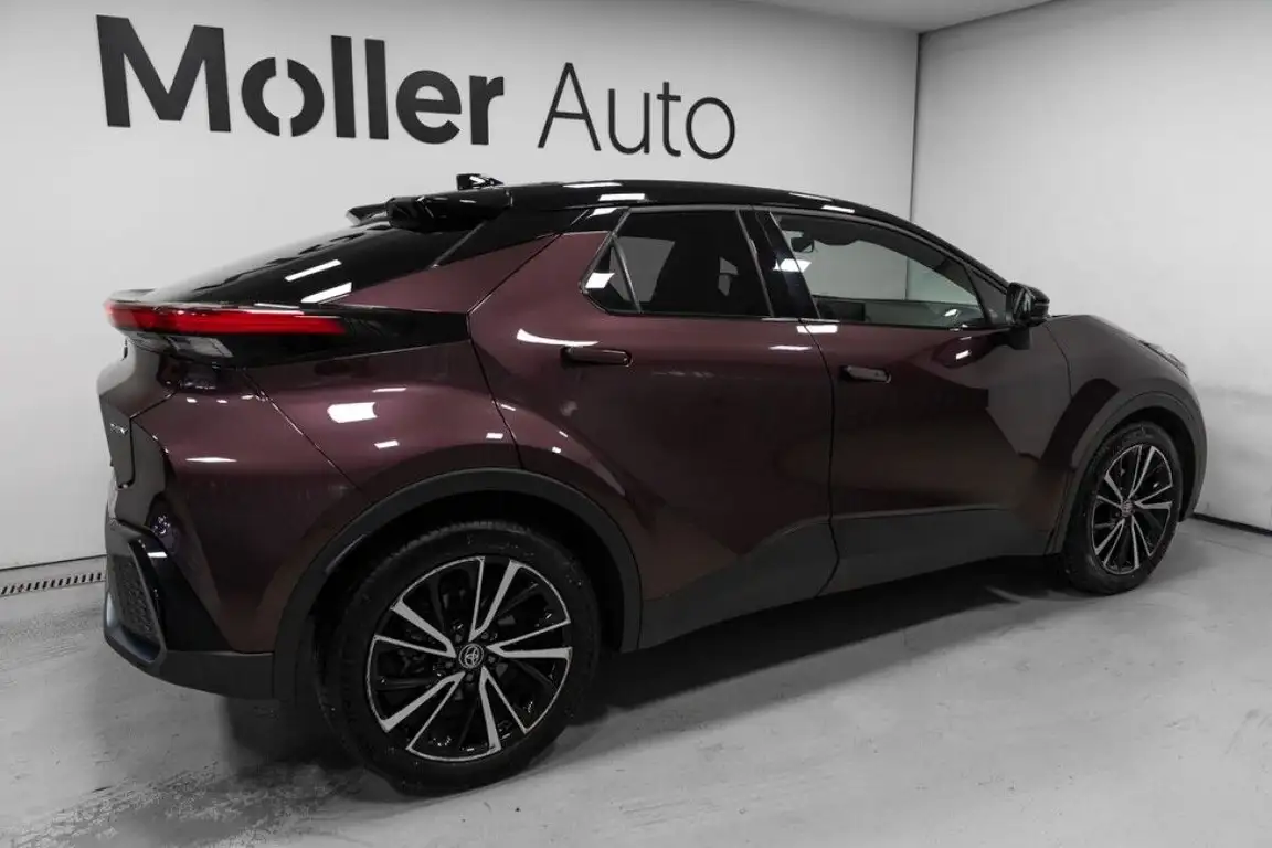 TOYOTA C-HR
