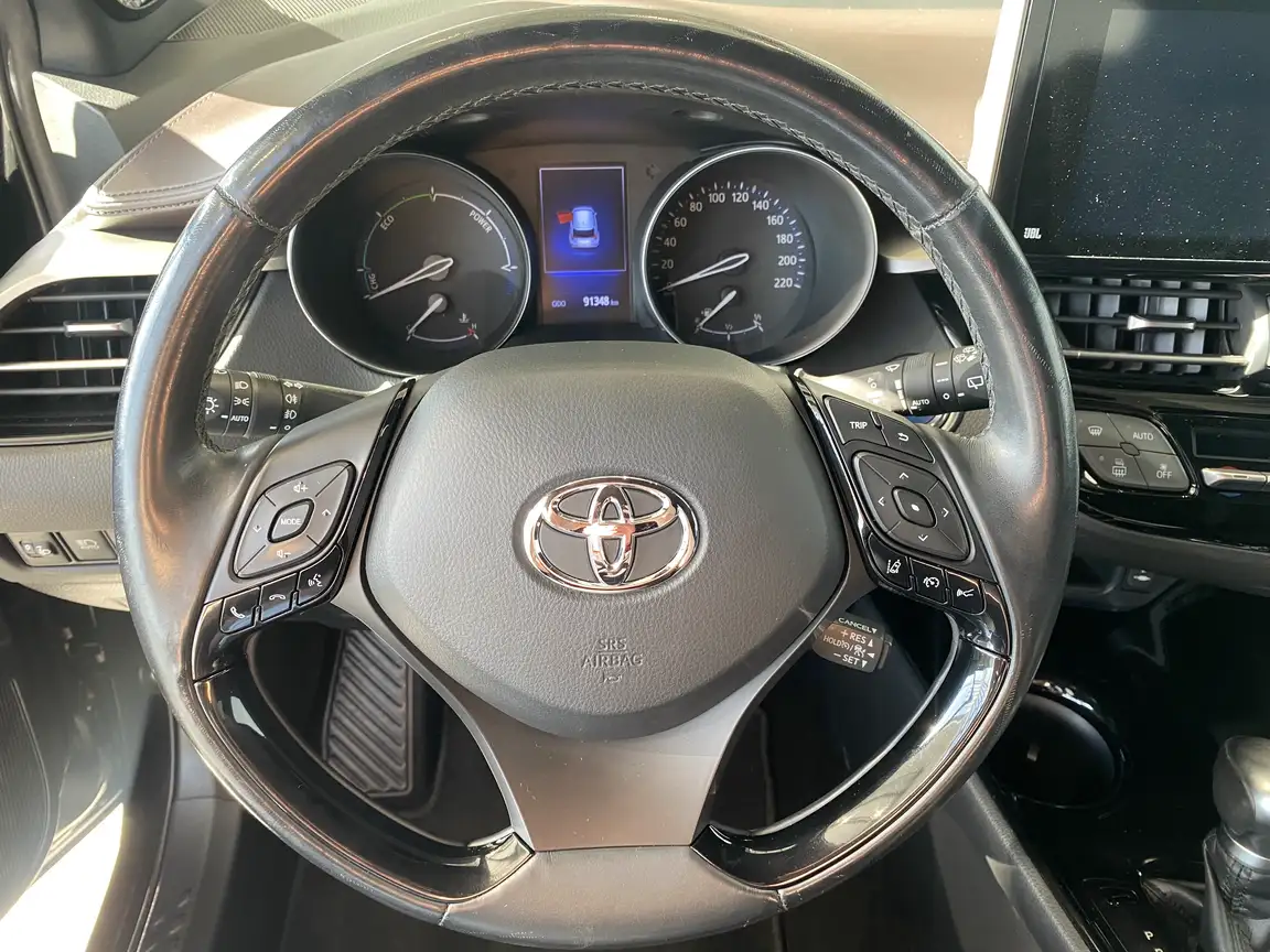 TOYOTA C-HR