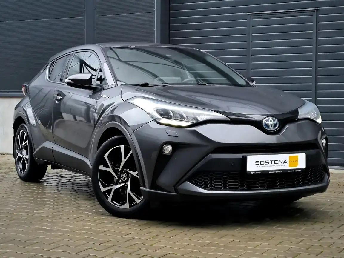 TOYOTA C-HR