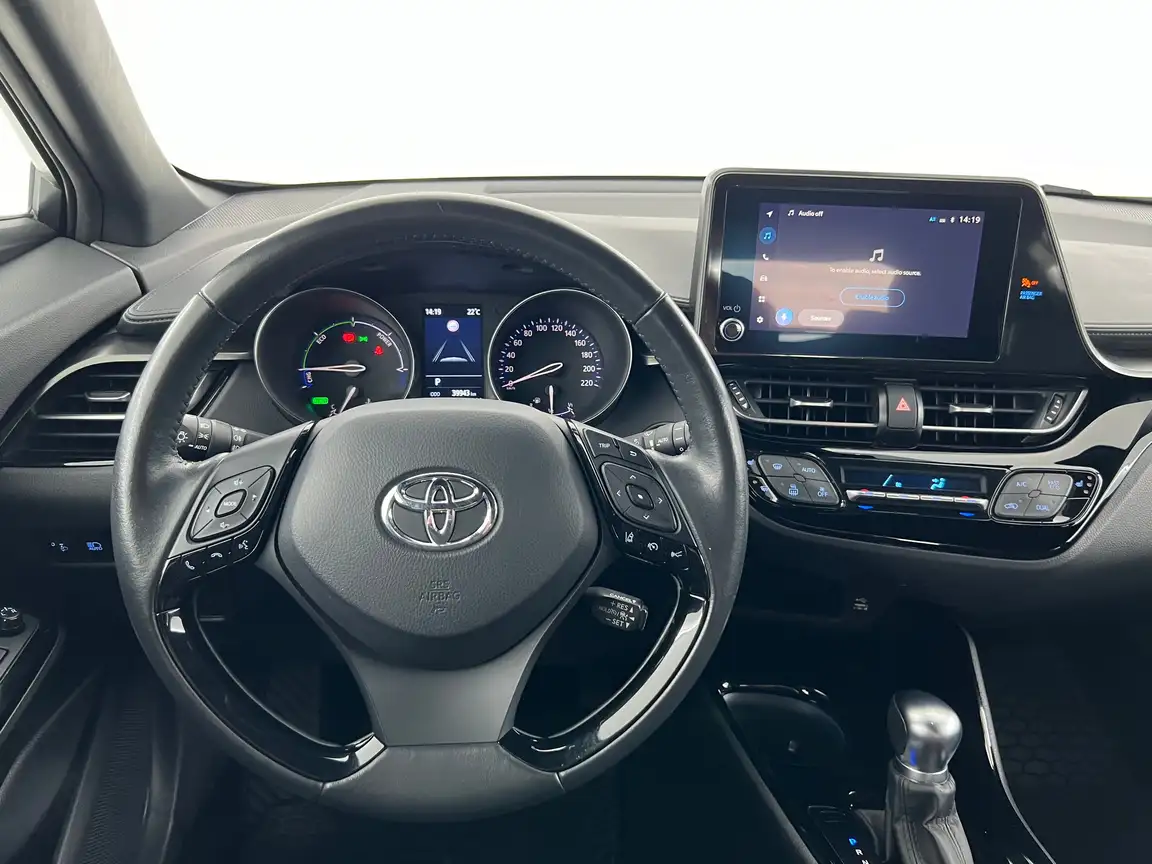 TOYOTA C-HR