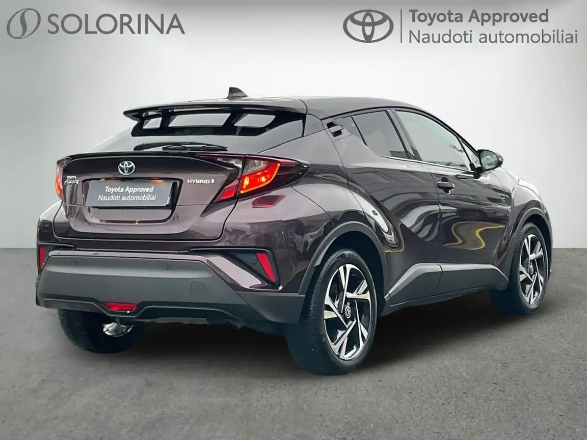 TOYOTA C-HR