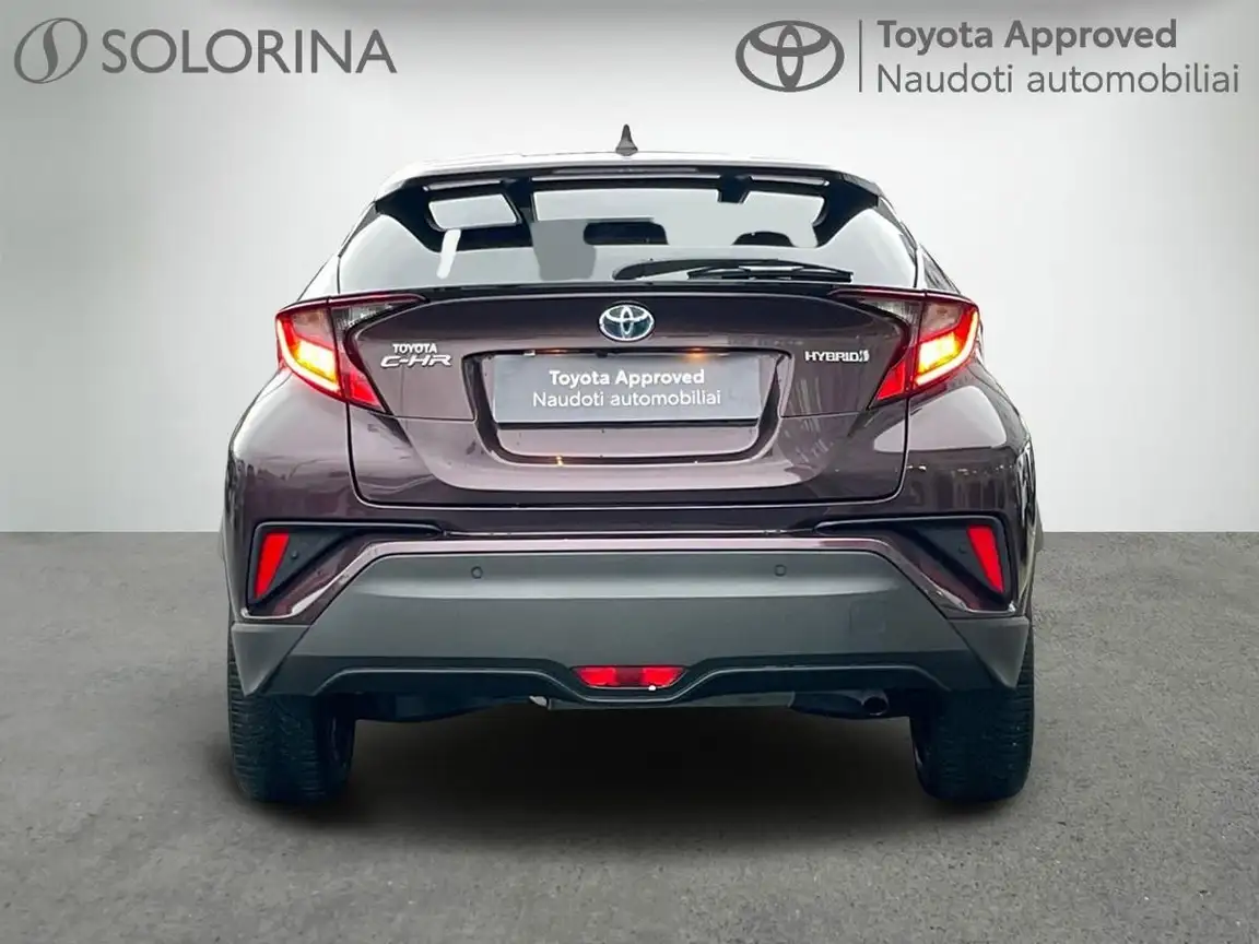 TOYOTA C-HR