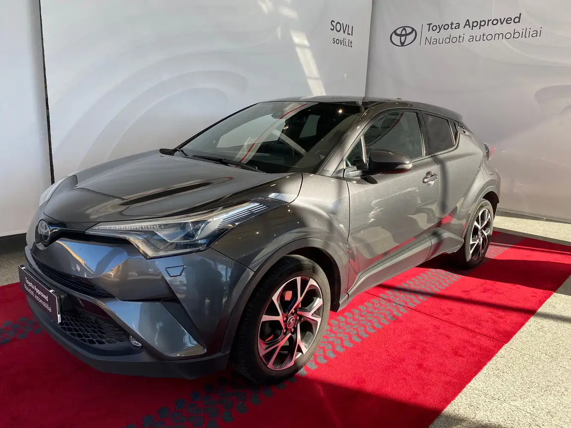 TOYOTA C-HR