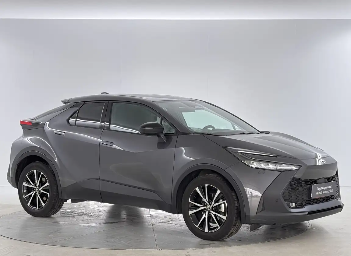 TOYOTA C-HR