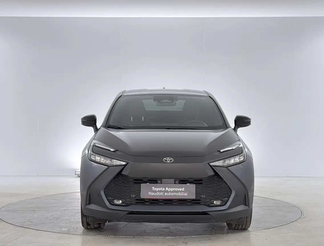TOYOTA C-HR