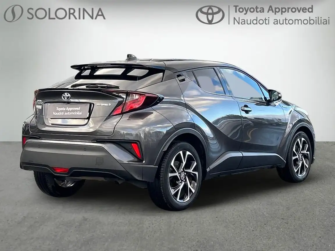 TOYOTA C-HR