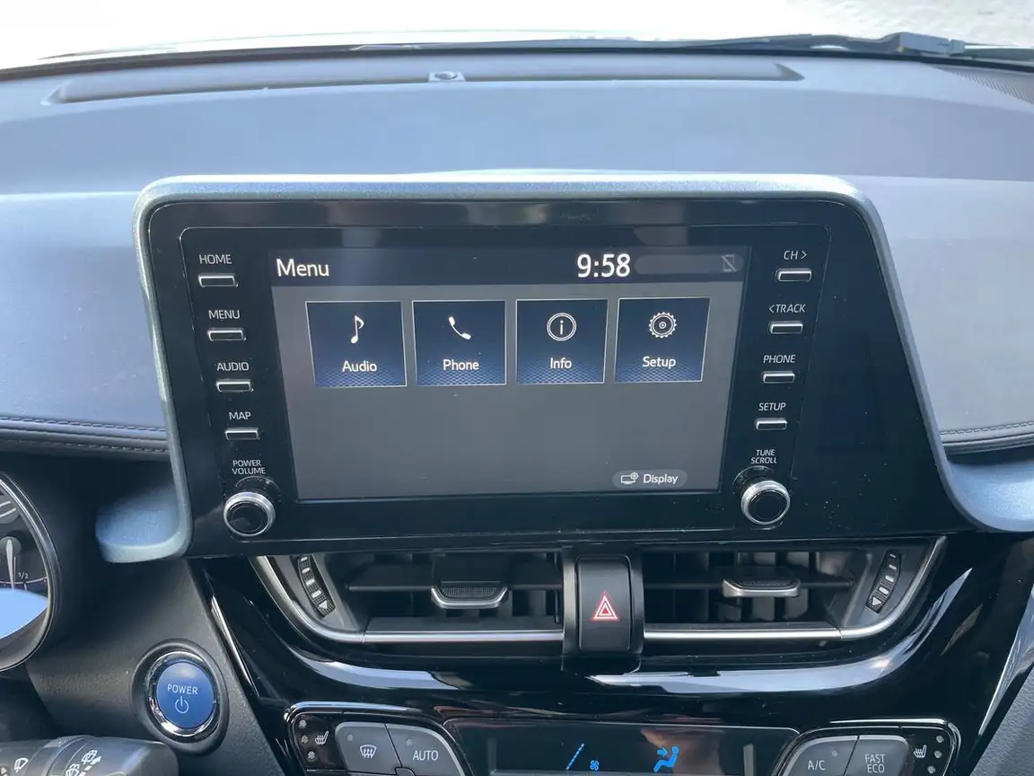 TOYOTA C-HR