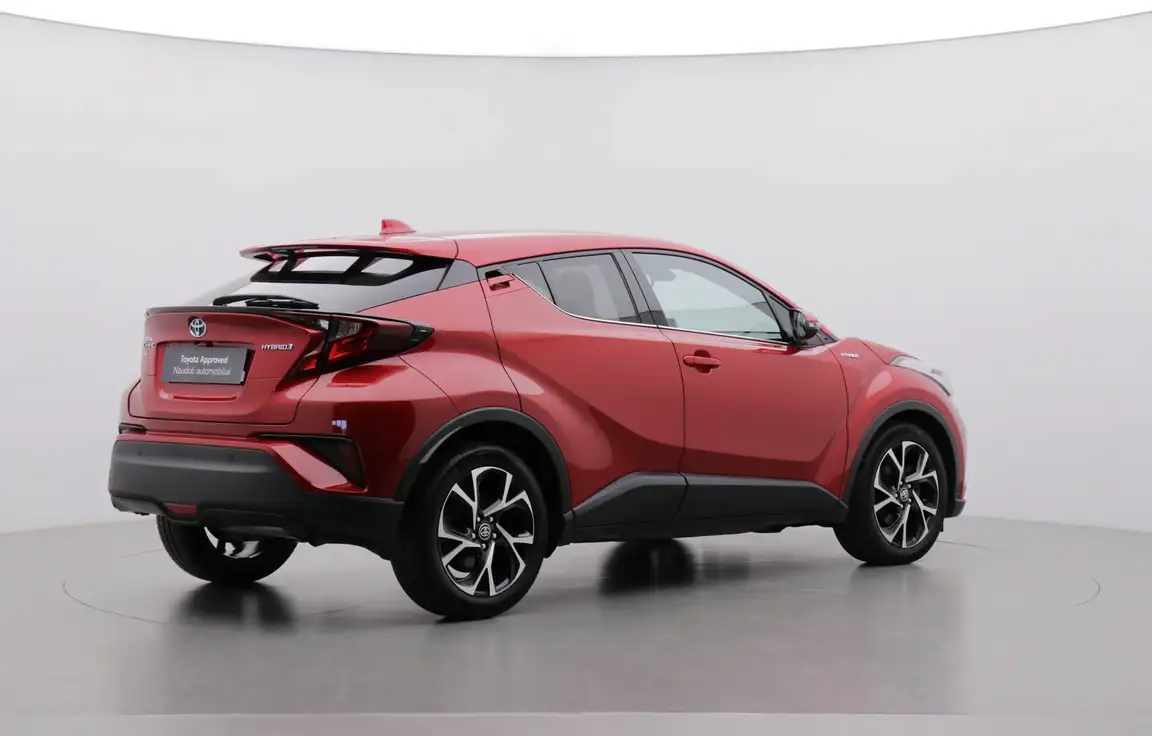 TOYOTA C-HR
