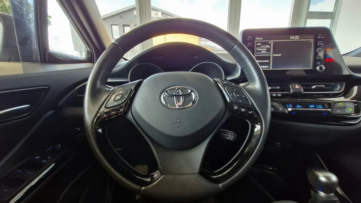 TOYOTA C-HR
