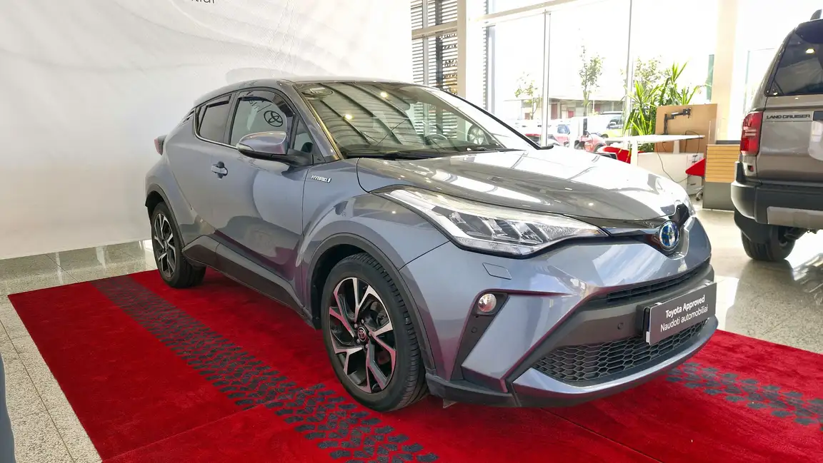 TOYOTA C-HR
