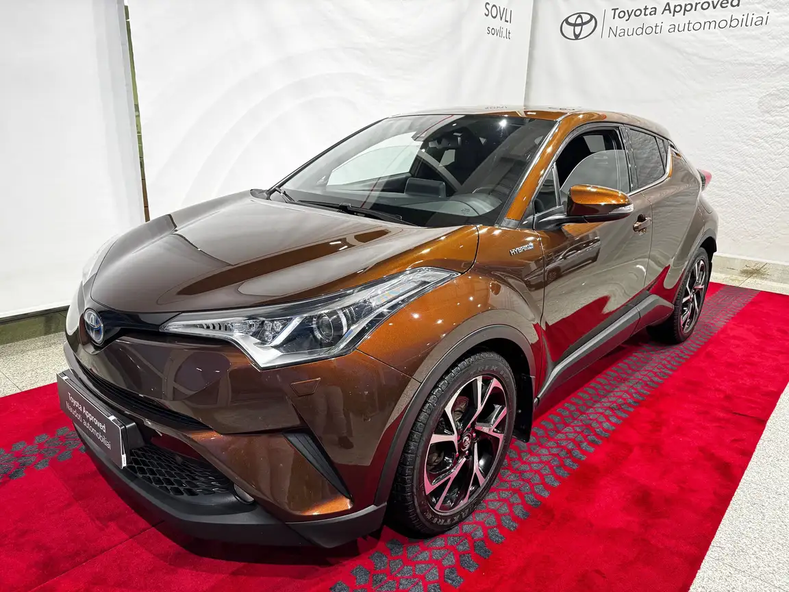 TOYOTA C-HR