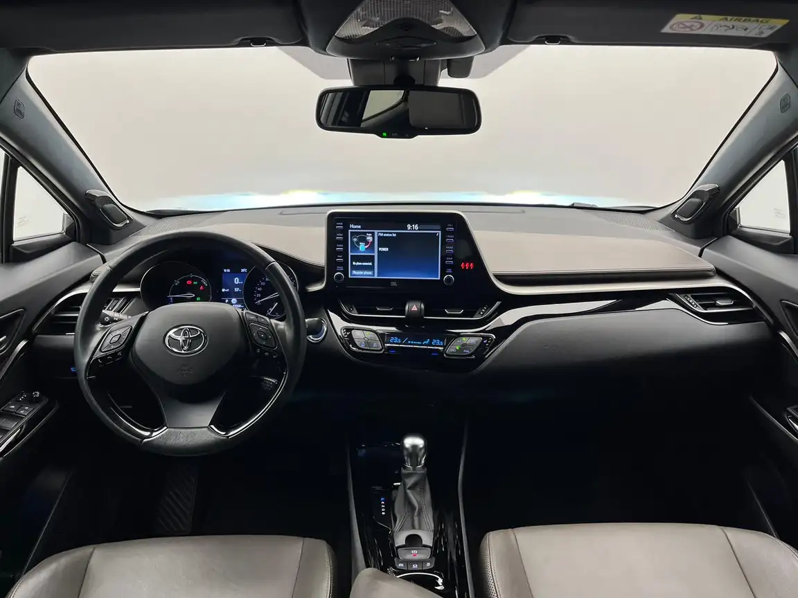 TOYOTA C-HR