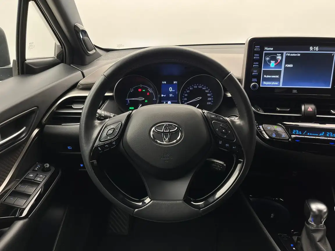 TOYOTA C-HR
