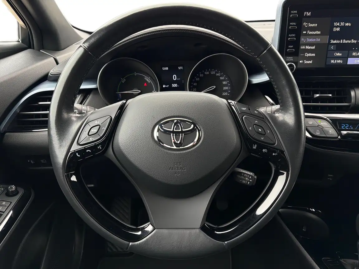 TOYOTA C-HR
