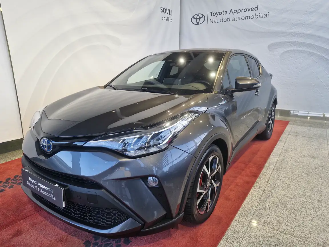 TOYOTA C-HR