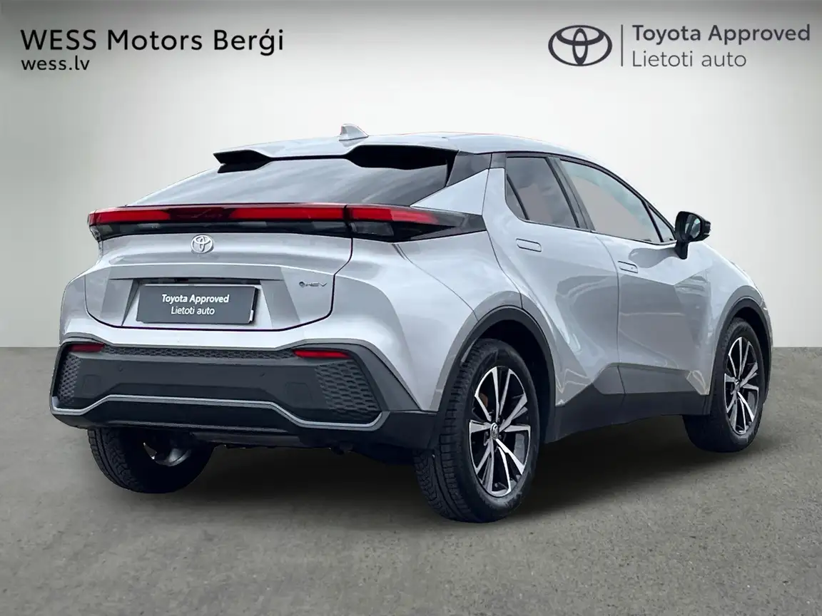 TOYOTA C-HR